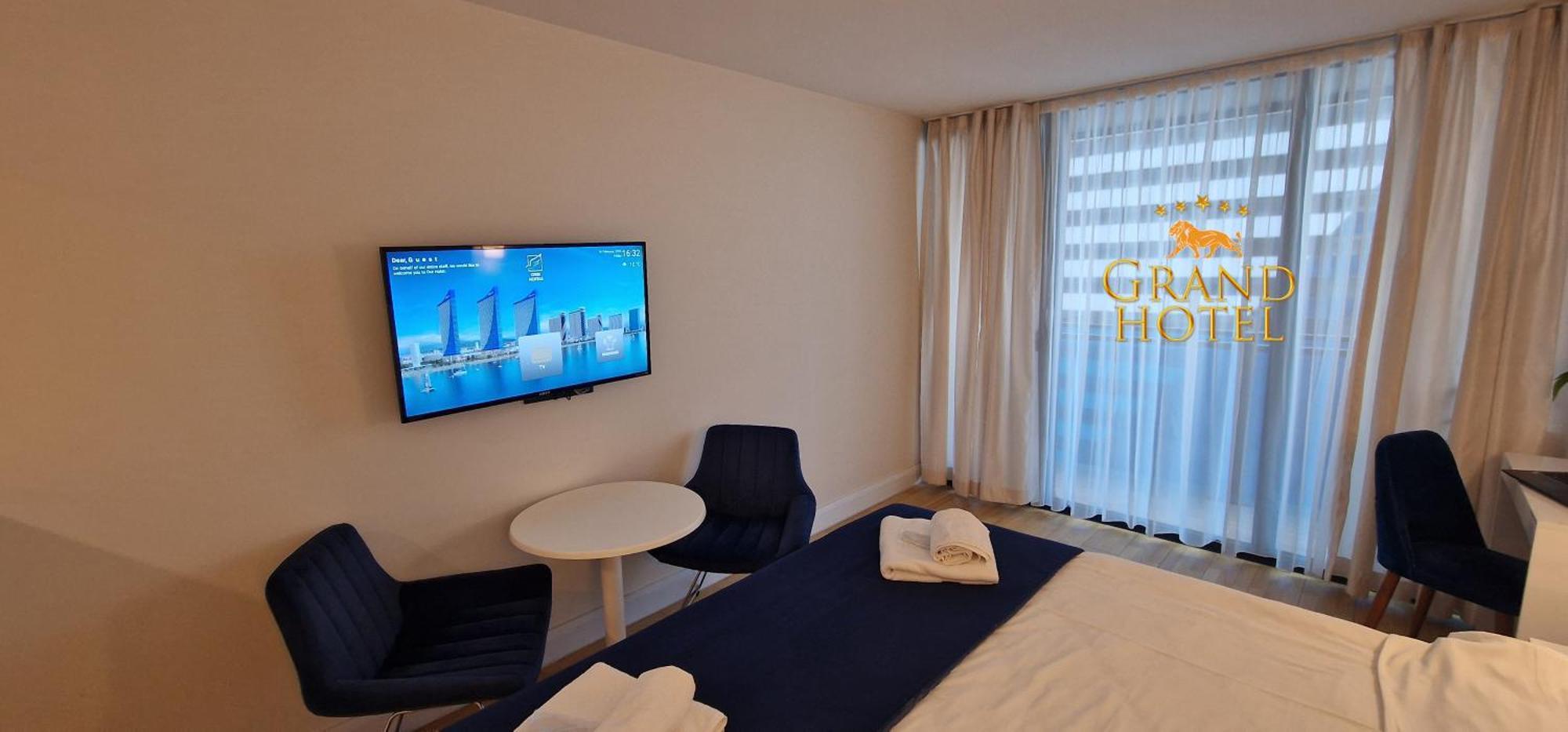 Grand Hotel ☆ Orbi City Batum Dış mekan fotoğraf