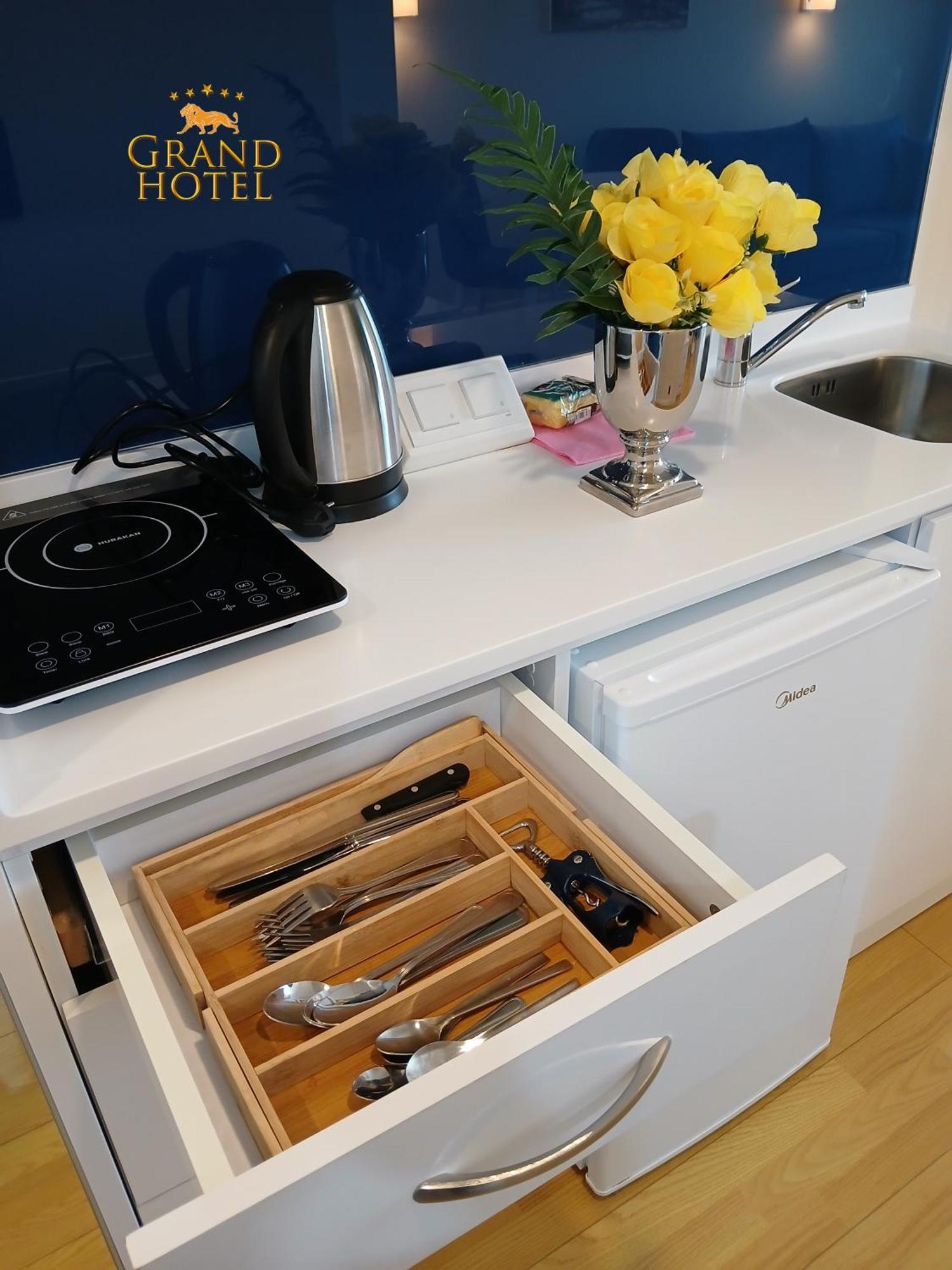 Grand Hotel ☆ Orbi City Batum Dış mekan fotoğraf