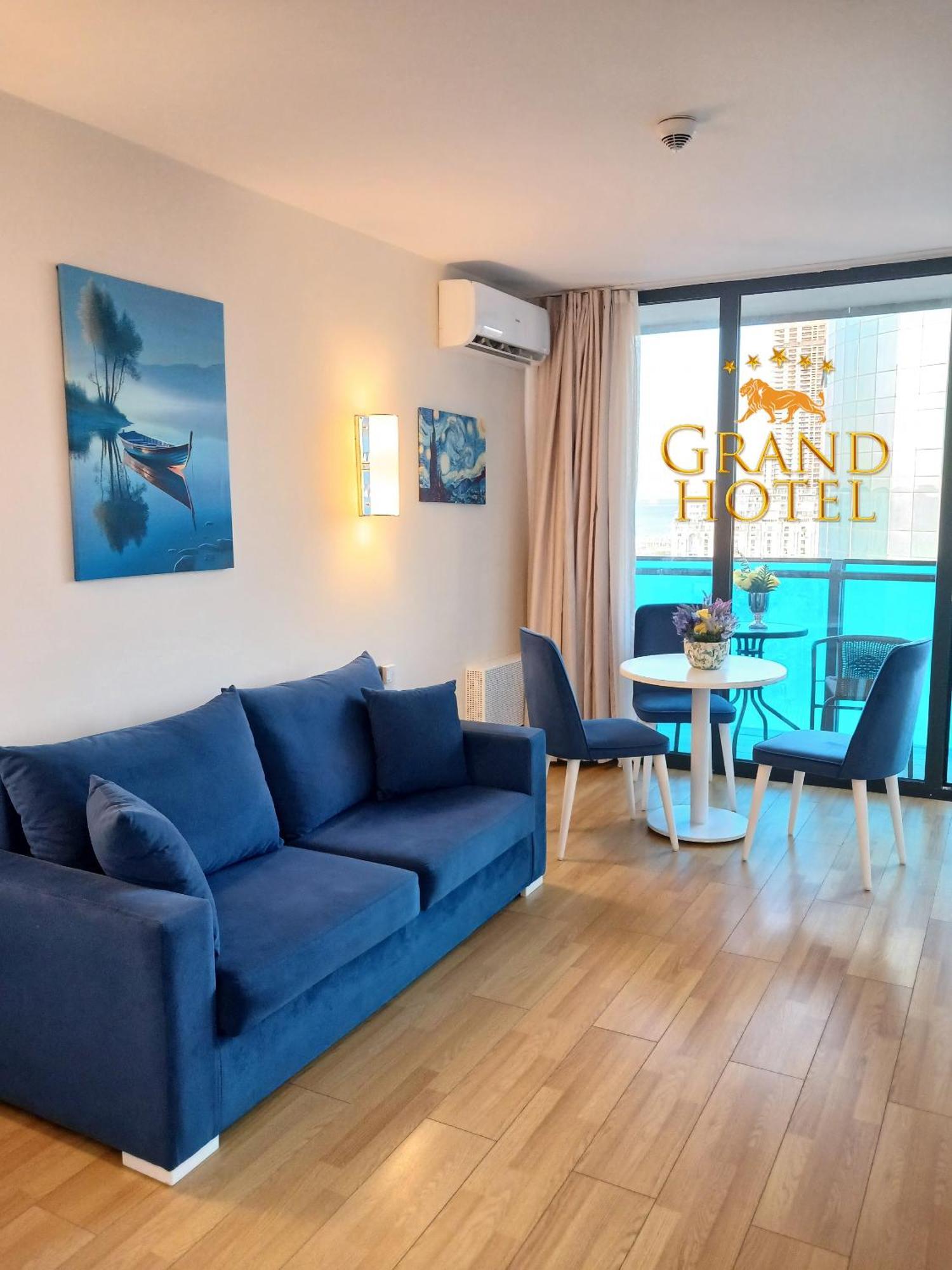 Grand Hotel ☆ Orbi City Batum Dış mekan fotoğraf