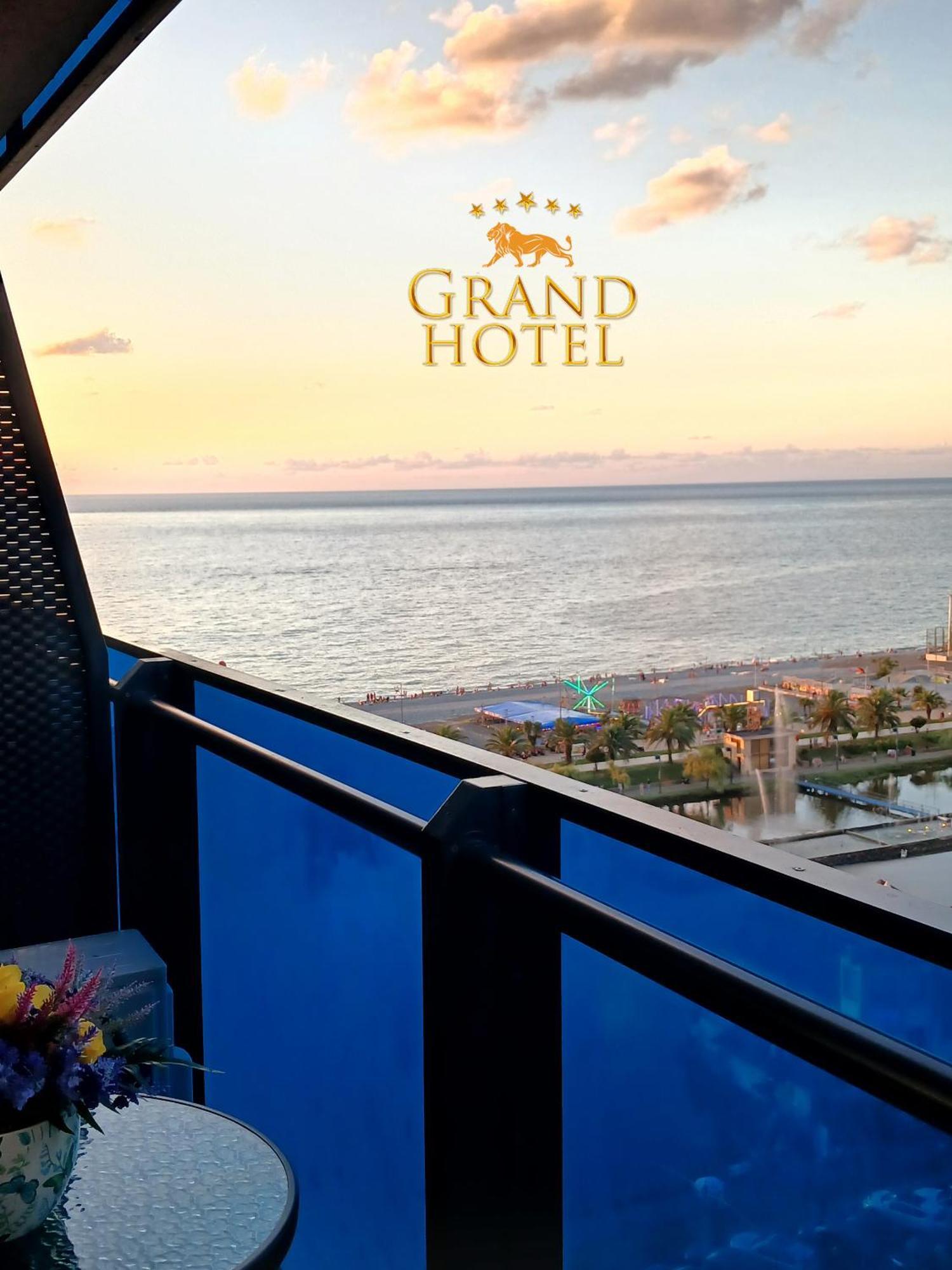Grand Hotel ☆ Orbi City Batum Dış mekan fotoğraf