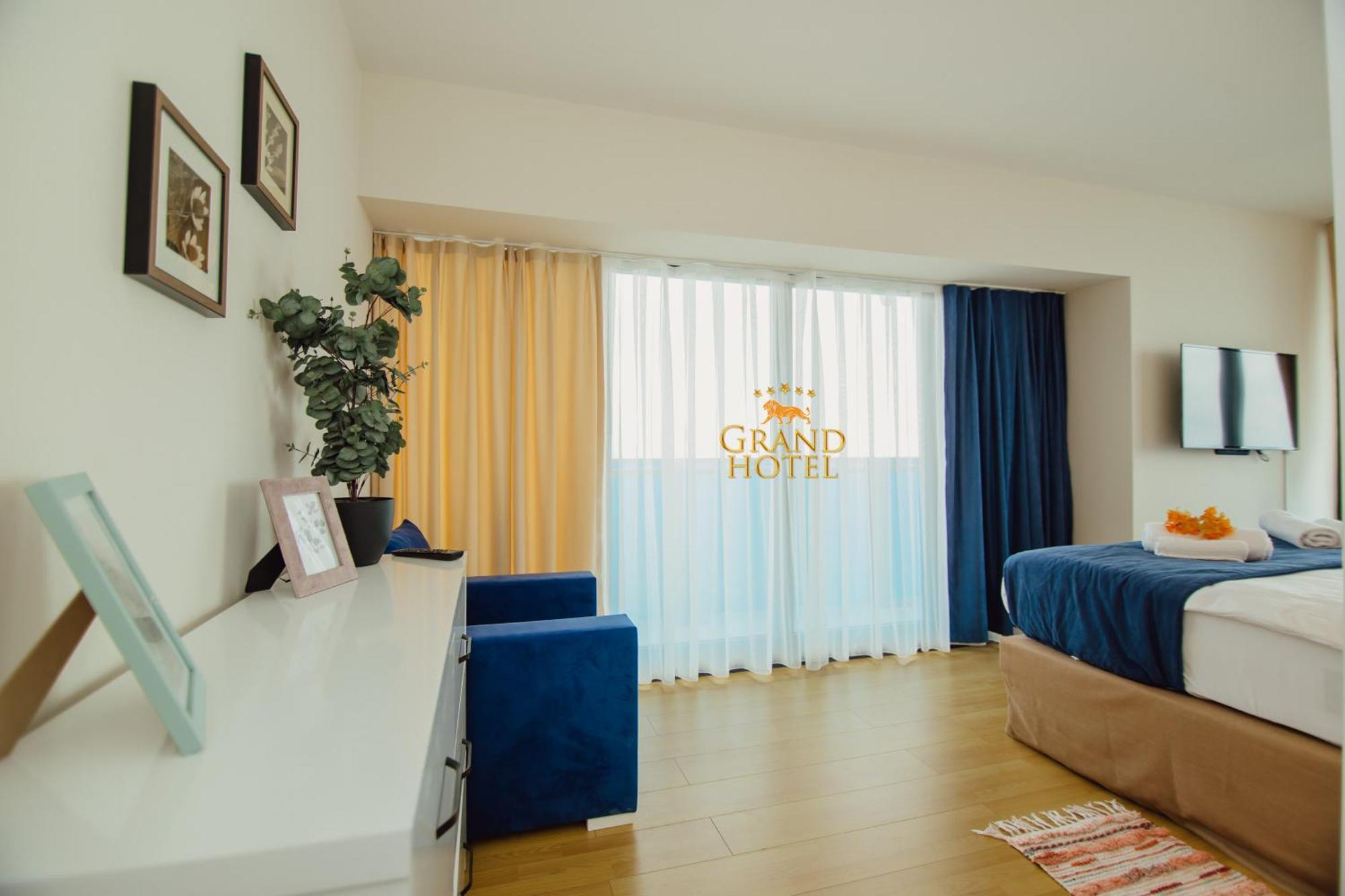 Grand Hotel ☆ Orbi City Batum Dış mekan fotoğraf